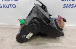 CEM Центральный электронный модуль для Volvo XC90 2011 года на фотографиях