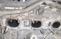 Двигатель без навесного для Nissan Pathfinder 2003 года на фотографиях