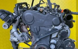 Двигатель без навесного для Volkswagen Amarok на фотографиях
