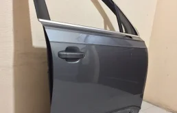 Дверь передняя правая для Audi Q7 2017 года на фотографиях