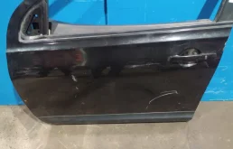 Накладка на дверь передняя левая для Nissan Qashqai на фотографиях