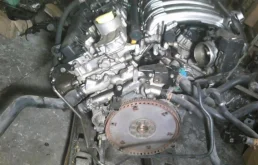 Двигатель без навесного для Renault Laguna на фотографиях