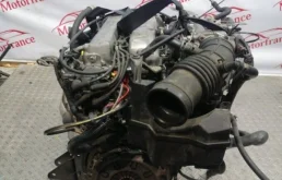 Двигатель без навесного для Nissan Serena 1996 года на фотографиях