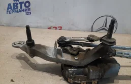 Трапеция стеклоочистителей для Mercedes-Benz C class на фотографиях