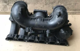 Впускной коллектор для BMW X3 на фотографиях