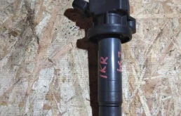 Катушка зажигания для Toyota Corolla на фотографиях