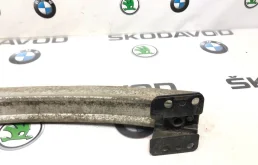 Усилитель заднего бампера для Audi Q7 2015 года на фотографиях