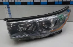 Фары для Toyota Highlander на фотографиях