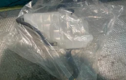 БАЧОК РАСШИРИТЕЛЬНЫЙ (1647051021) для Toyota Land Cruiser 200 2007-2015