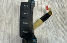 Кнопки руля VW Touareg 2003-2010 7L