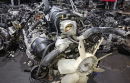 Двигатель для Toyota Land Cruiser 2008 года на фотографиях