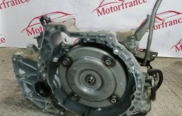 АКПП для Nissan X-Trail 2000 года на фотографиях