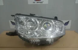 Усилитель переднего бампера для Mitsubishi Pajero Sport 2016 года на фотографиях