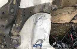 Рычаг передний правый нижний для Volvo XC70 на фотографиях