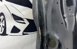 Дверь передняя правая для Toyota Corolla 2018 года на фотографиях