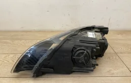 Фара ксенон левая для Audi Q7 на фотографиях