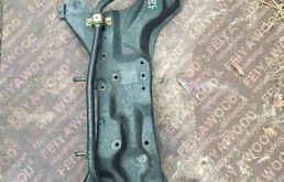 Подрамник двигателя для Mitsubishi Outlander на фотографиях