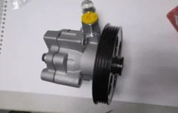 Насос ГУР для Opel Astra 2017 года на фотографиях