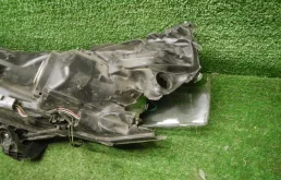 Фары для Toyota Corolla 2016 года на фотографиях