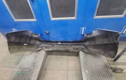 Бампер для Ford Explorer 2013 года на фотографиях