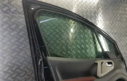 Двери для Citroen Berlingo 2002 года на фотографиях