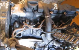 Двигатель без навесного для Citroen Berlingo 1998 года на фотографиях