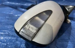 Зеркала для Mitsubishi Grandis 2007 года на фотографиях