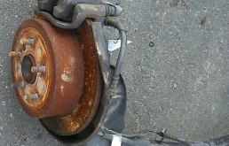 Задняя балка для Toyota Alphard на фотографиях