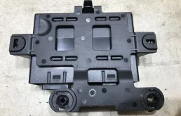 Блок управления парктроником для Volkswagen Touareg на фотографиях