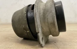 Подушка двс VW Touareg 2003-2010 7L