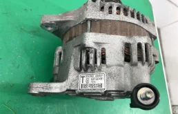 Генератор для Subaru Forester на фотографиях