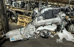 Двигатель для Lexus LS 2005 года на фотографиях