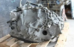 АКПП для Nissan Serena 2008 года на фотографиях