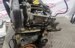 Двигатель без навесного для Renault Laguna Лифтбек X74 2001-2008