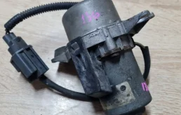 Вакуумный усилитель тормозов для Volvo XC90 2002 года на фотографиях