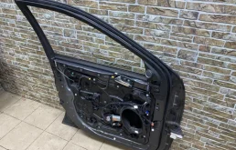 Дверь передняя левая для Jeep Grand Cherokee на фотографиях