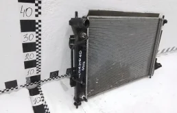 Радиатор охлаждения ДВС для Hyundai Creta на фотографиях