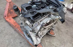 Двигатель без навесного для Mercedes-Benz CLC class на фотографиях