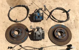 Суппорт задний левый для Mazda CX 5 на фотографиях