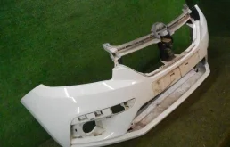 Бампер передний для Renault Logan на фотографиях