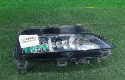 Противотуманка (ПТФ) передняя правая для Skoda Rapid 2023 года на фотографиях