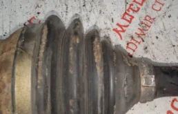 Привод передний правый для Volkswagen Tiguan 2007 года на фотографиях