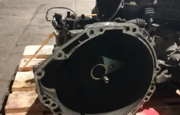 МКПП для Kia Carnival 2002 года на фотографиях