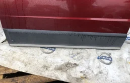 Молдинг двери передний левый для Volvo XC70 BZ 2007-2016