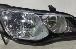 Фара правая для Honda Civic на фотографиях