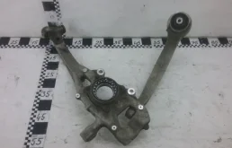 Кулак поворотный левый для Audi Q7 на фотографиях