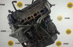 Двигатель для Jeep Liberty 2005 года на фотографиях