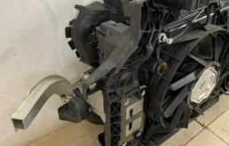 Кассета радиаторов для Audi Q7 2015 года на фотографиях