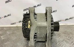 Генератор для Citroen Berlingo 2013 года на фотографиях