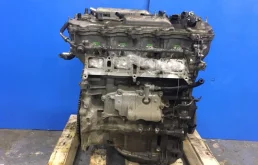 Двигатель без навесного для Toyota RAV4 2014 года на фотографиях